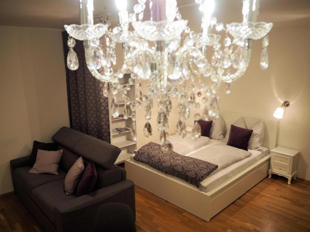 Apstay City Residence Apartments ǀ Free Parking & Self Check-In Graz Esterno foto