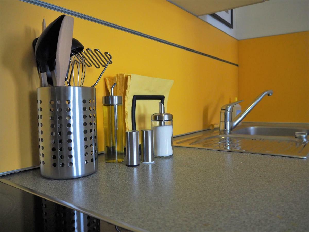 Apstay City Residence Apartments ǀ Free Parking & Self Check-In Graz Esterno foto