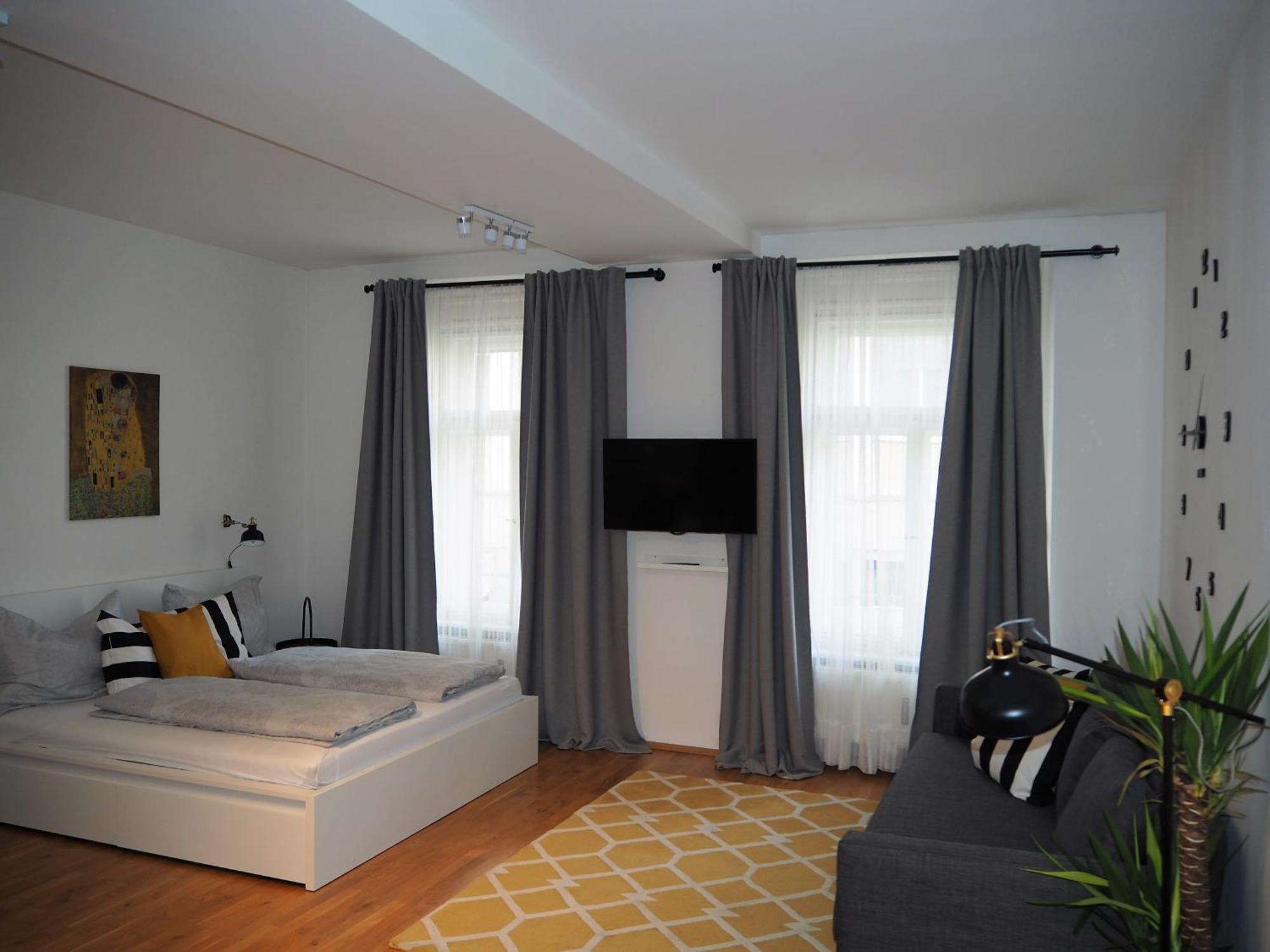 Apstay City Residence Apartments ǀ Free Parking & Self Check-In Graz Esterno foto