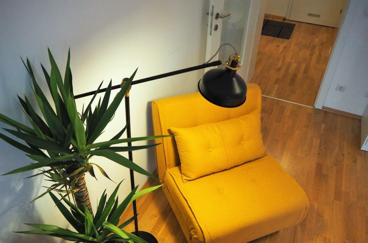 Apstay City Residence Apartments ǀ Free Parking & Self Check-In Graz Esterno foto
