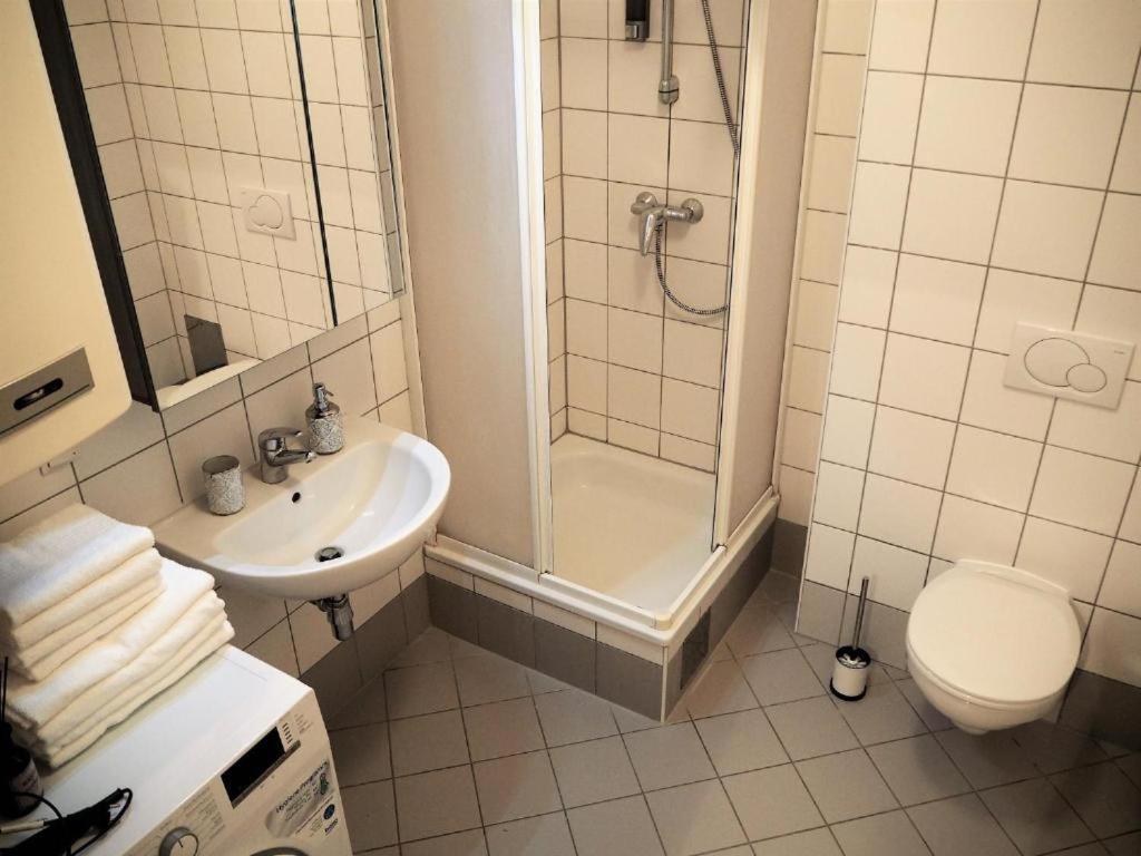 Apstay City Residence Apartments ǀ Free Parking & Self Check-In Graz Esterno foto