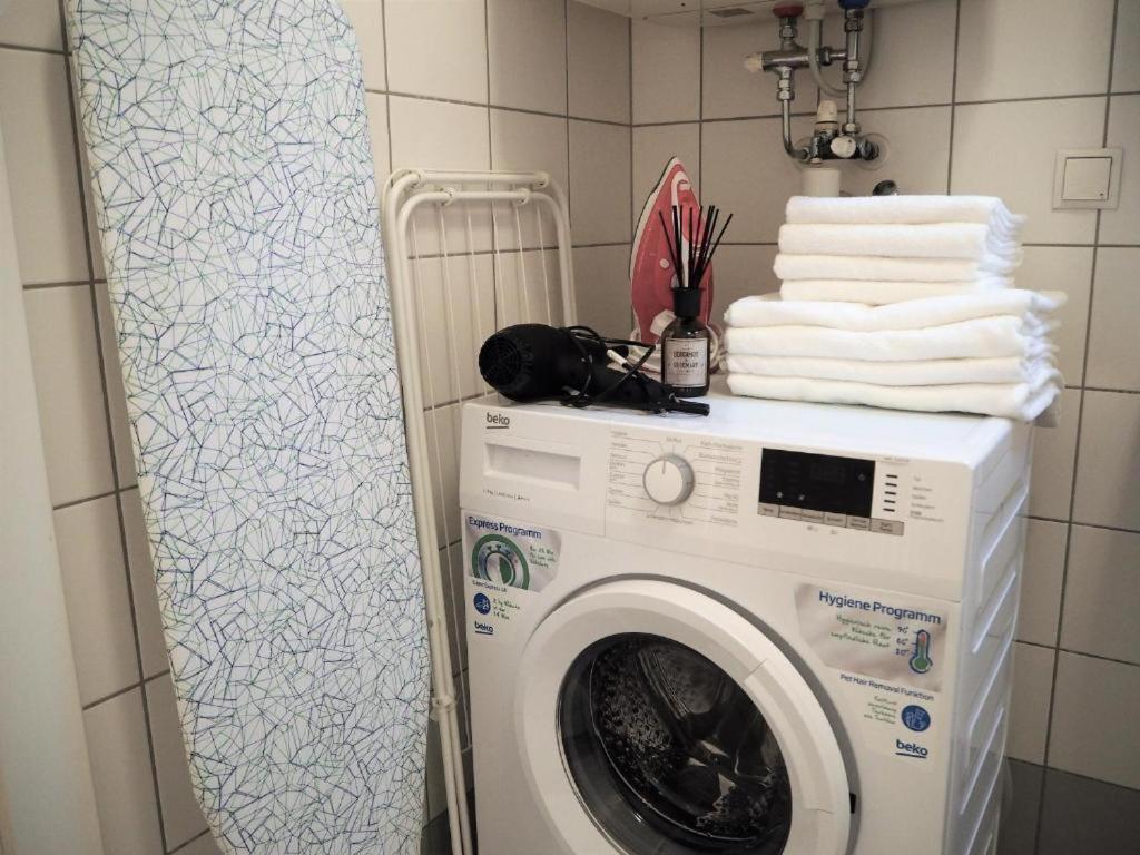 Apstay City Residence Apartments ǀ Free Parking & Self Check-In Graz Esterno foto